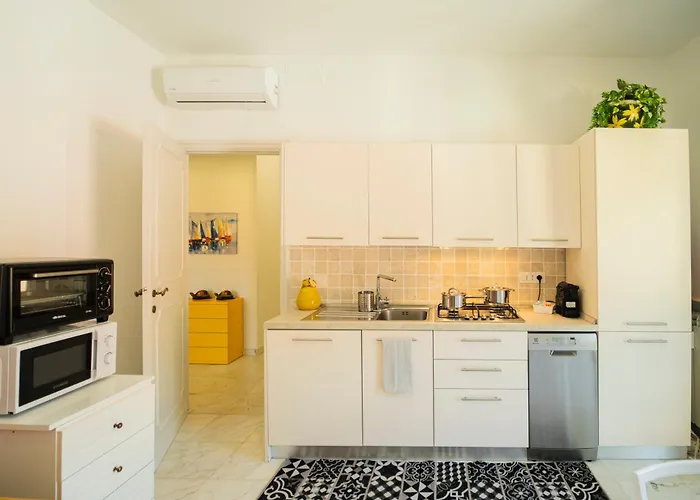 Seaview - B Рива-Тригозо